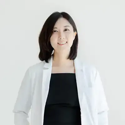 Dr. Hee Kang